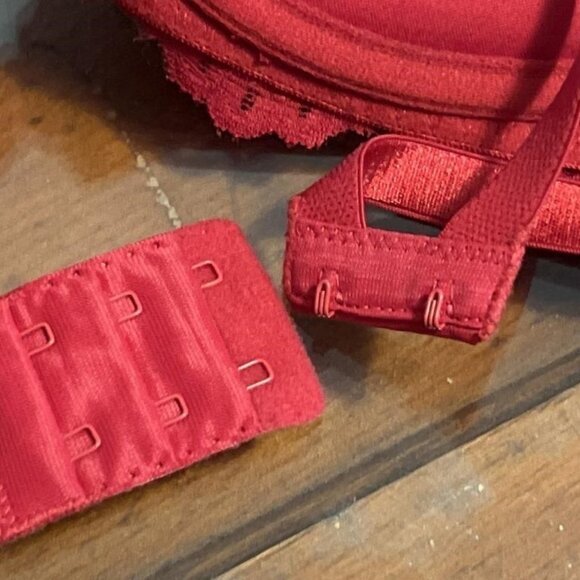 SET of 2 Bundle!! Smart & Sexy Lace Bra Padded 40D Red & Black - Picture 12 of 13